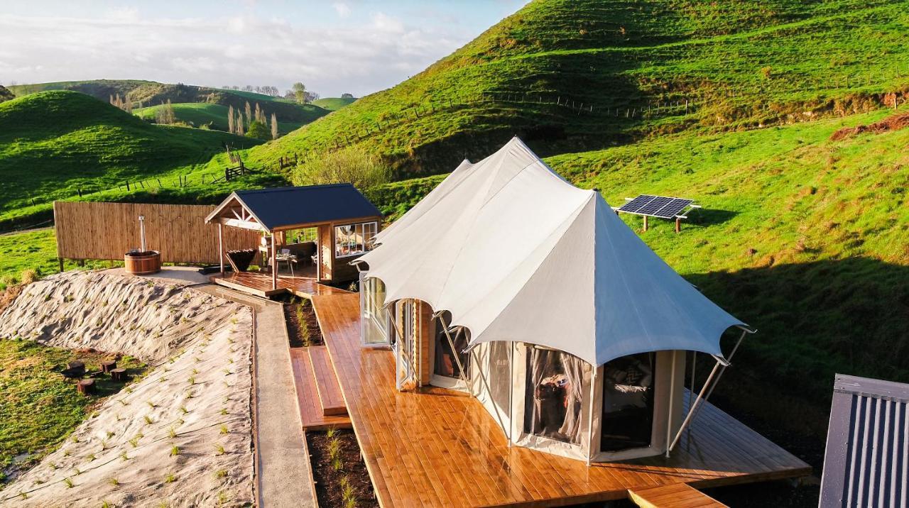 Luxury tent Orchard Valley Glamping Otorohanga